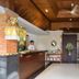 Receptionist