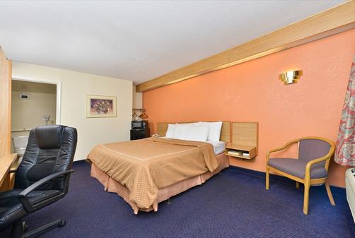 Days Inn Charlotte Northlake - Charlotte - Soveværelse