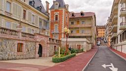 Évian-les-Bains Hoteller
