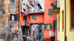 Find billige flybilletter til Bologna