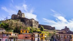 Find billige flybilletter til Lamezia Terme