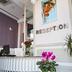 Receptionist