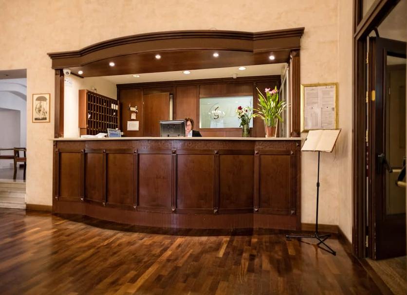 Receptionist Billede