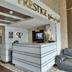 Receptionist