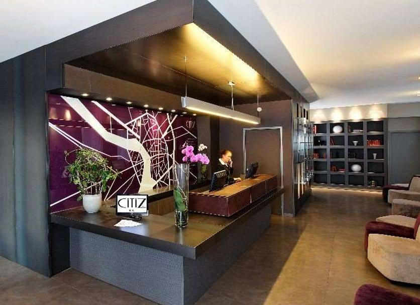 Receptionist Billede