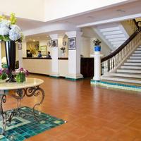 Petro House Hotel