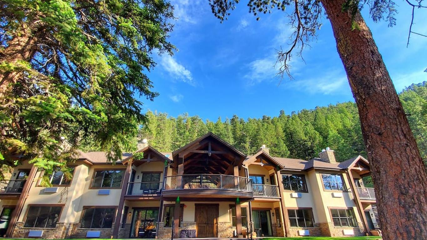 The Inn on Fall River & Fall River Cabins