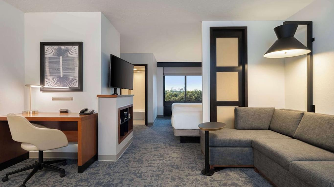 Hyatt Place Lakeland Center