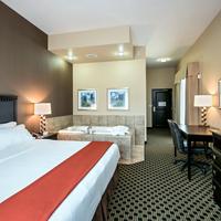 Holiday Inn Express & Suites - Green Bay East, An IHG Hotel