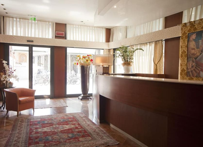 Receptionist Billede