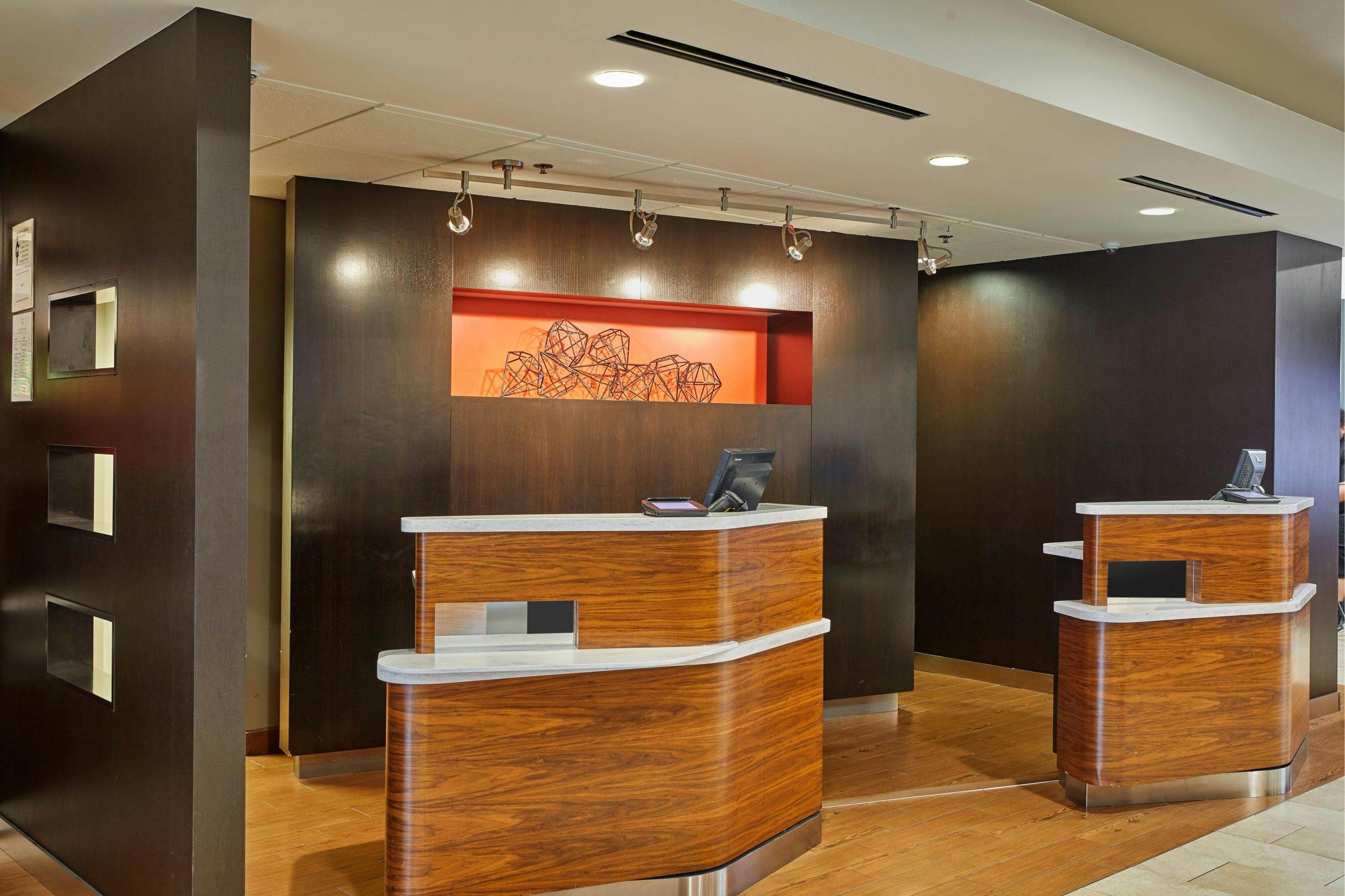 Receptionist