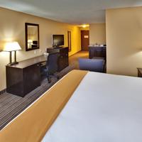 Holiday Inn Express & Suites Council Bluffs - Conv Ctr Area