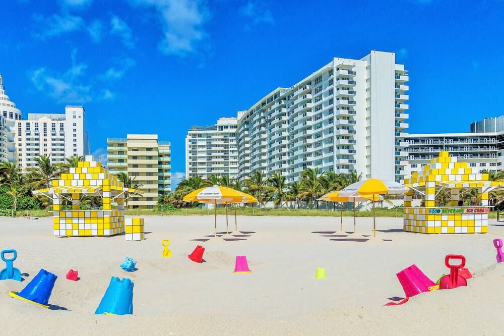 Strand