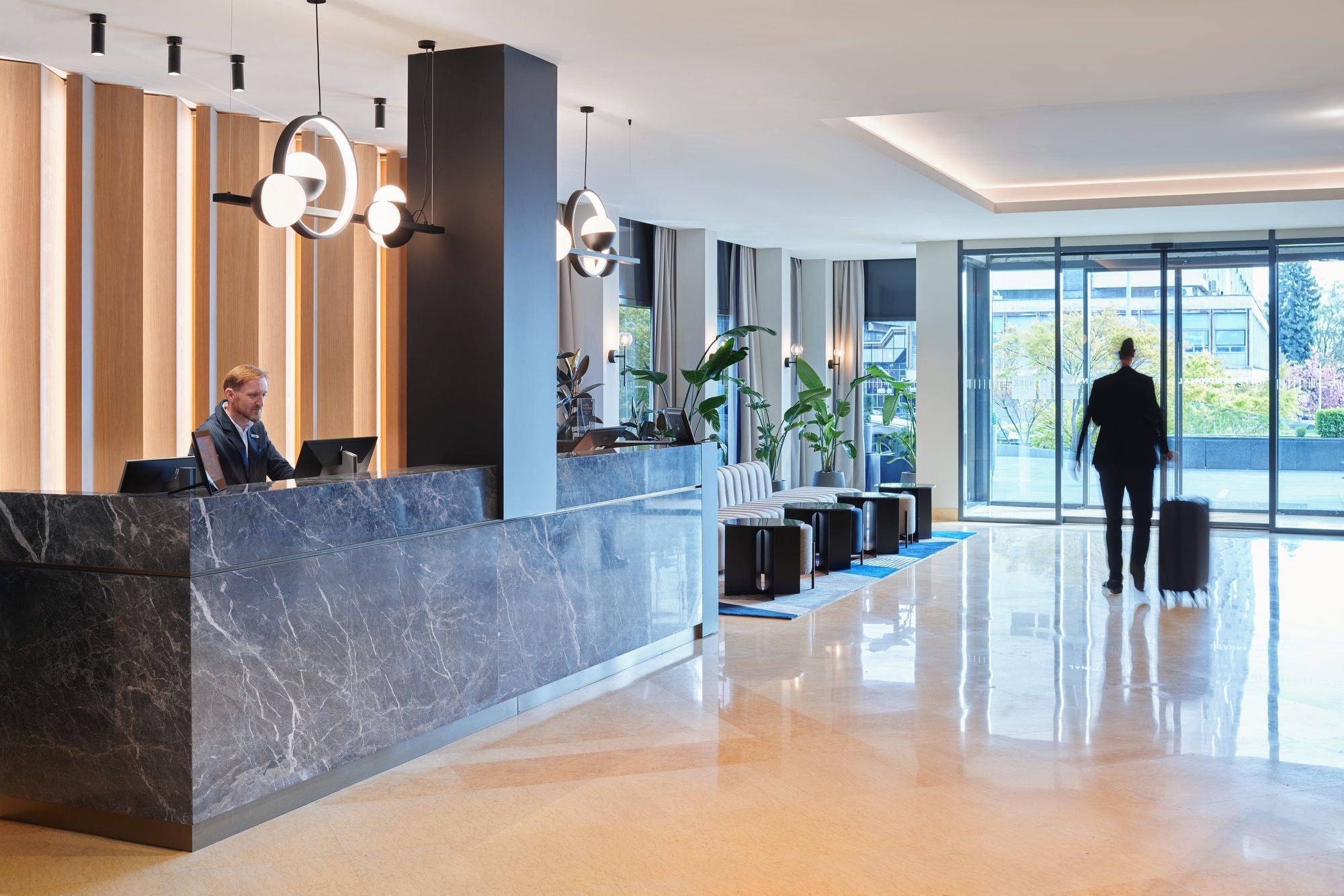 Receptionist