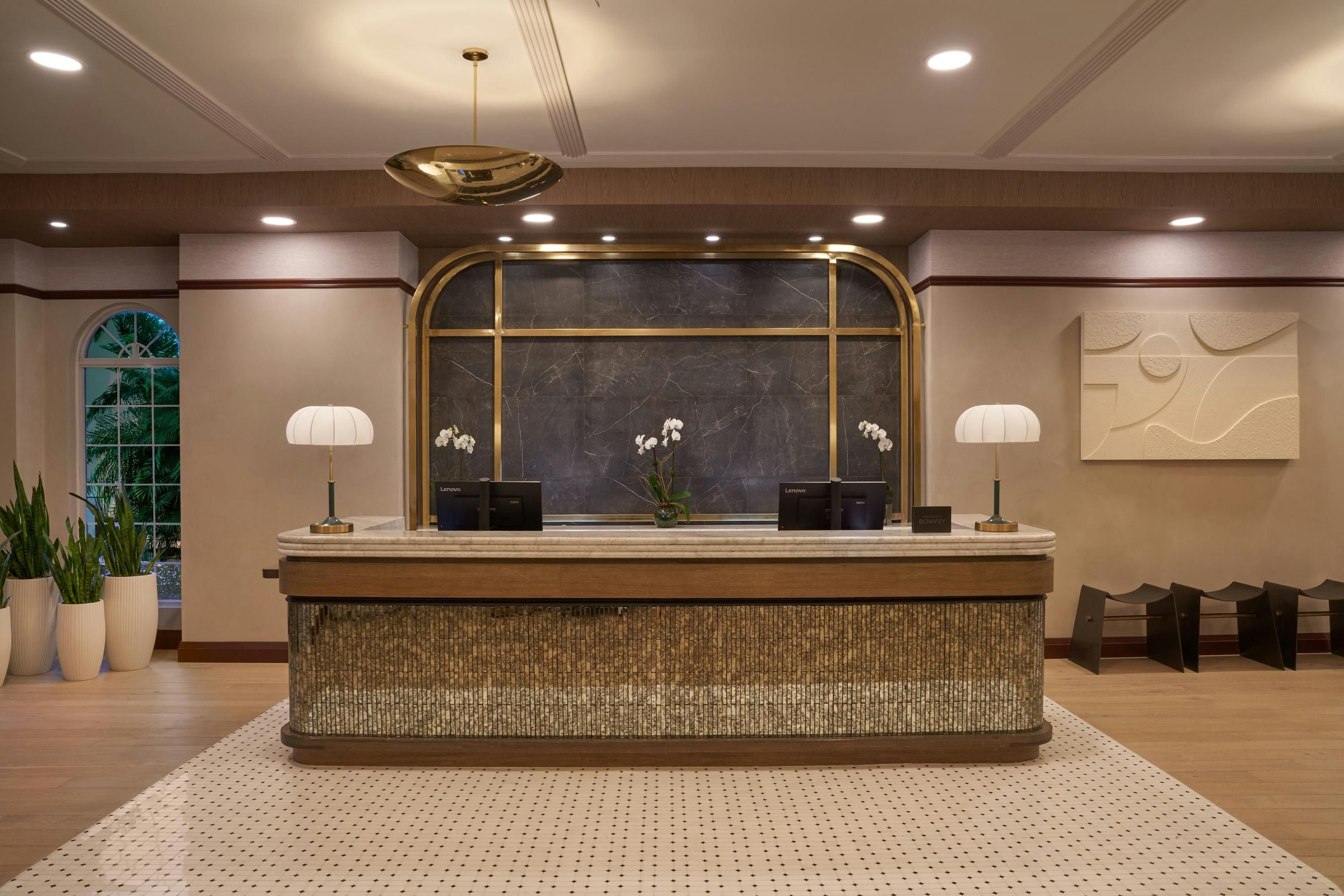 Receptionist