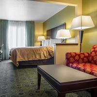 Quality Inn and Suites Bloomington I-55 and I-74