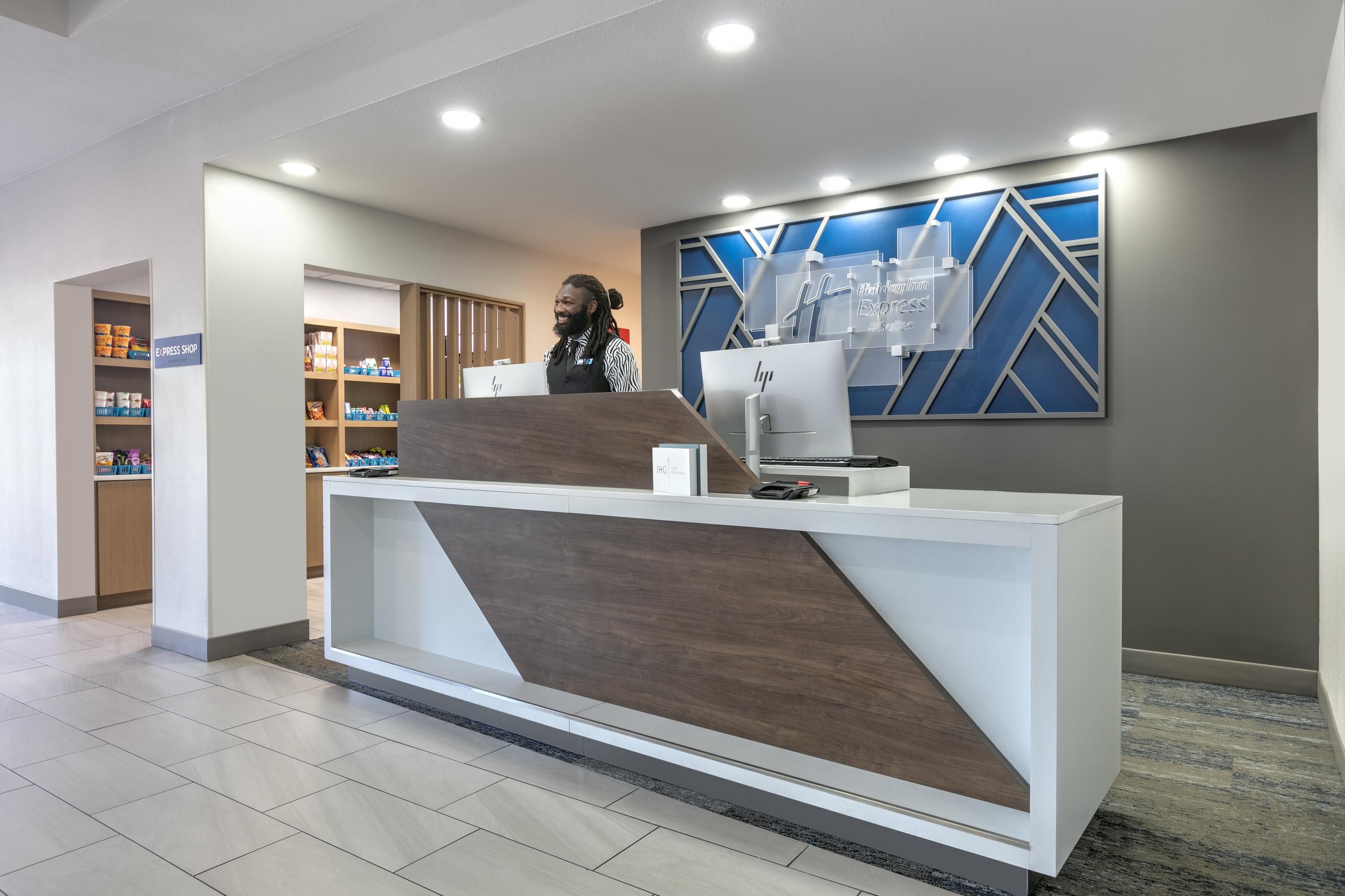 Receptionist