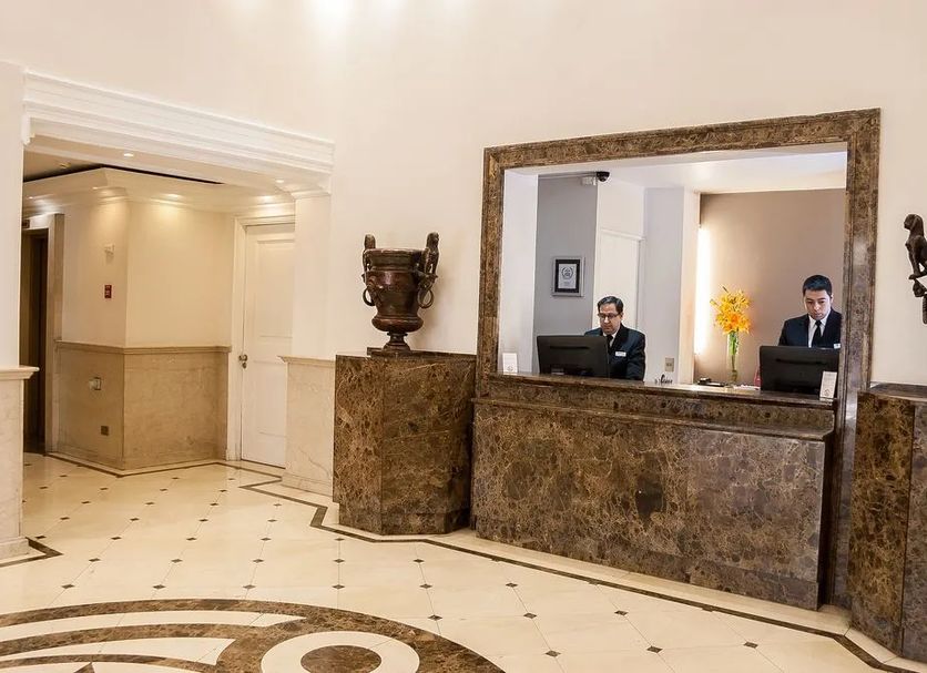 Receptionist Billede
