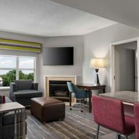 Hampton Inn & Suites Newport News-Arpt-Oyster Pt