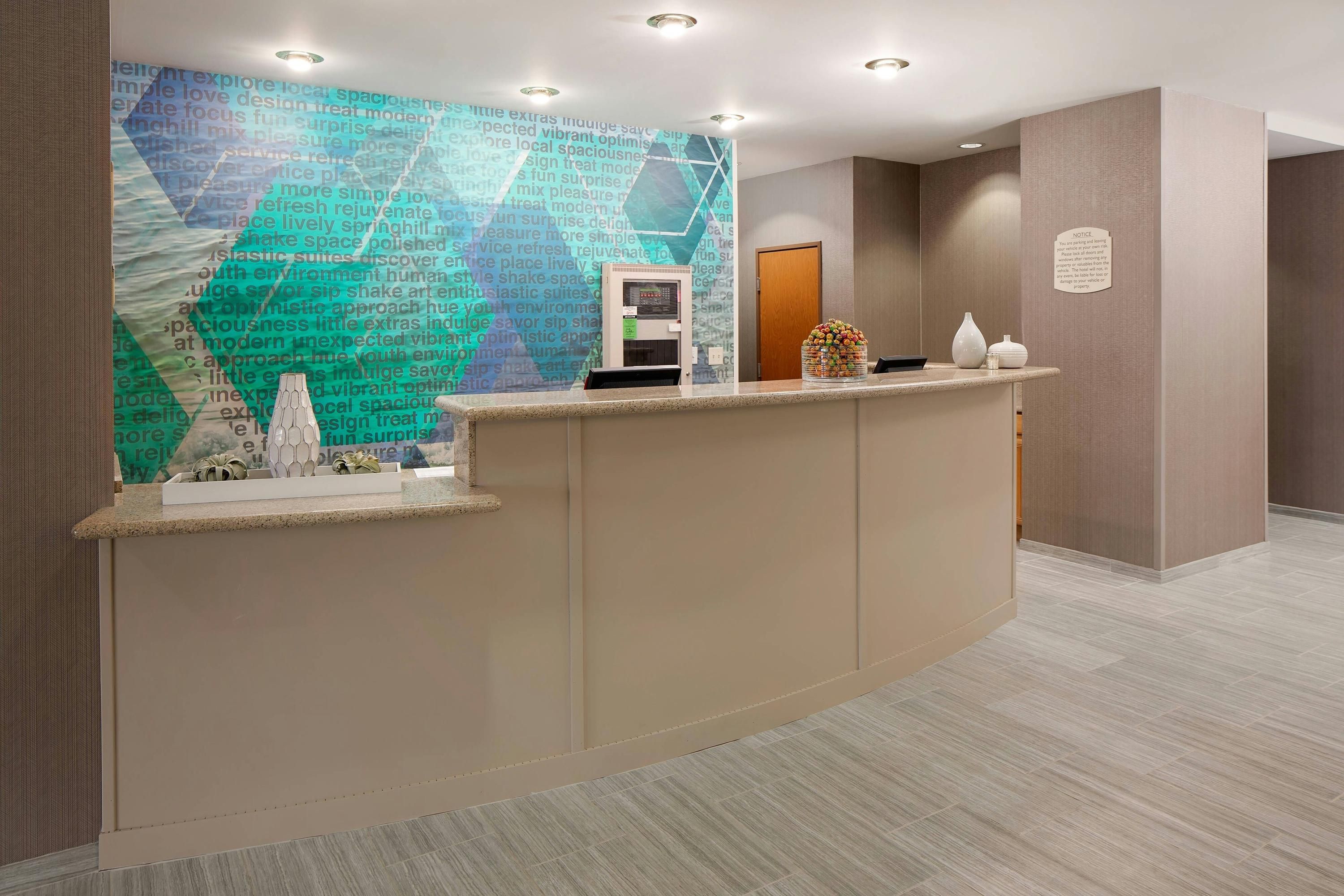 Receptionist