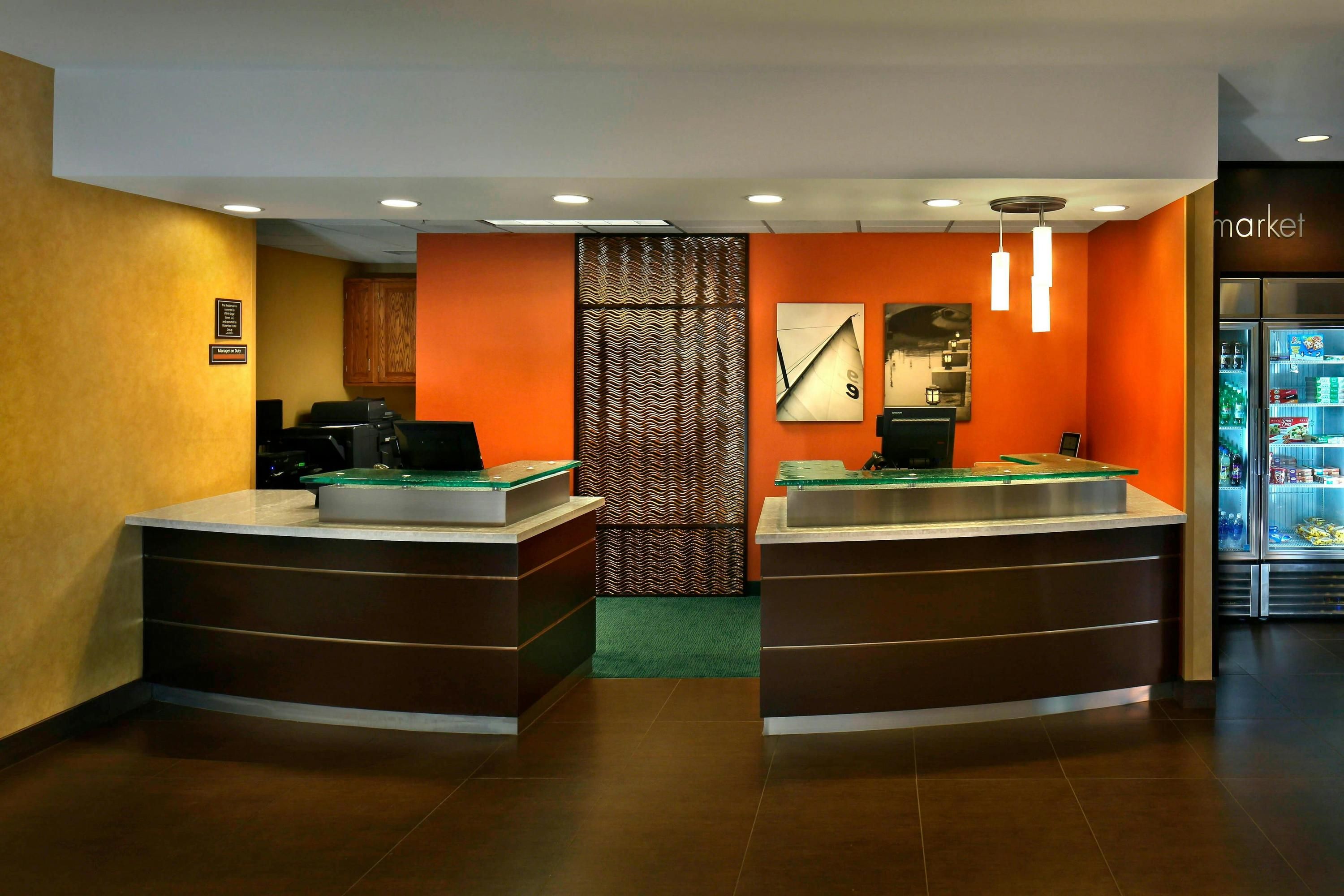 Receptionist