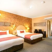 Quality Inn Colonial