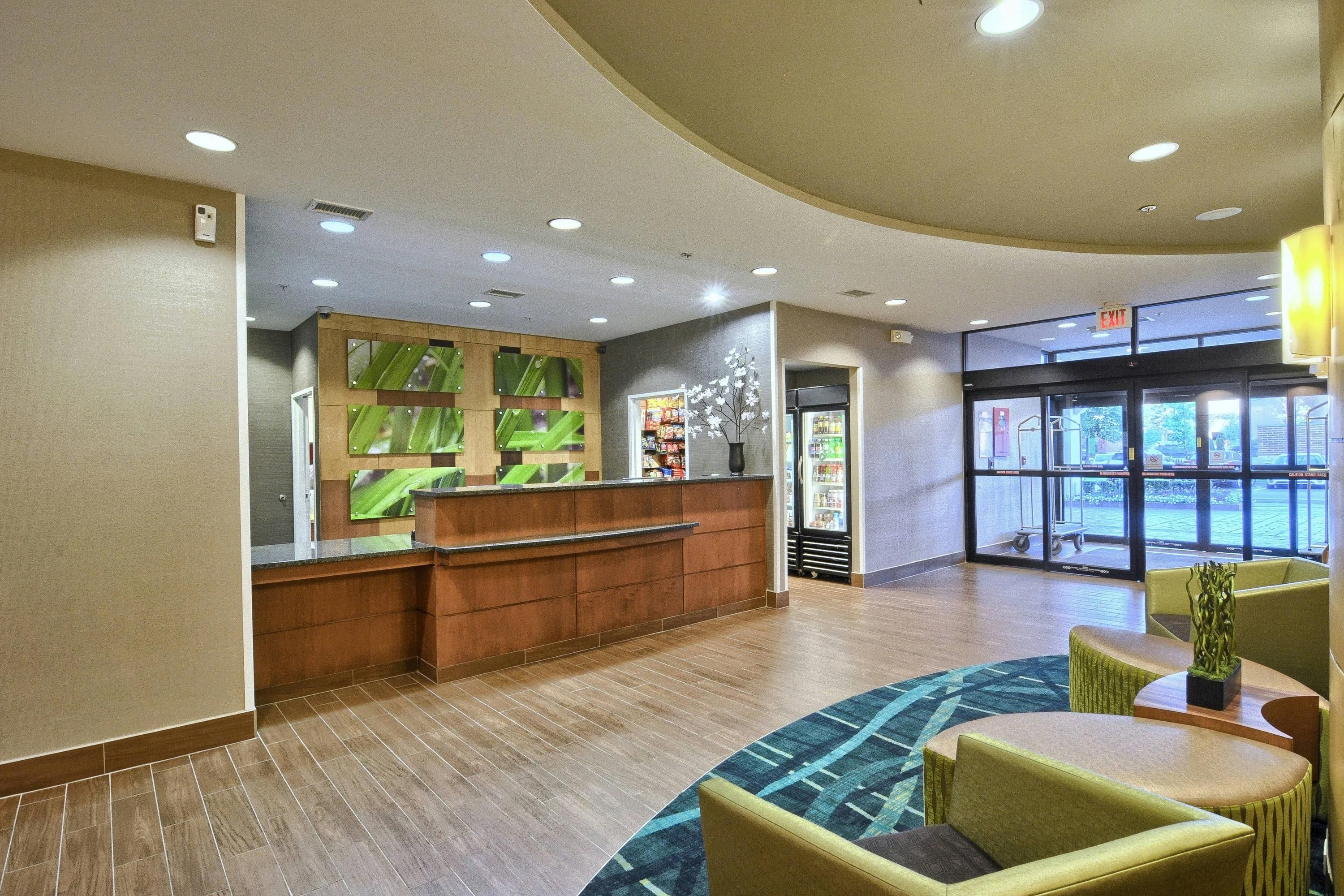 Receptionist