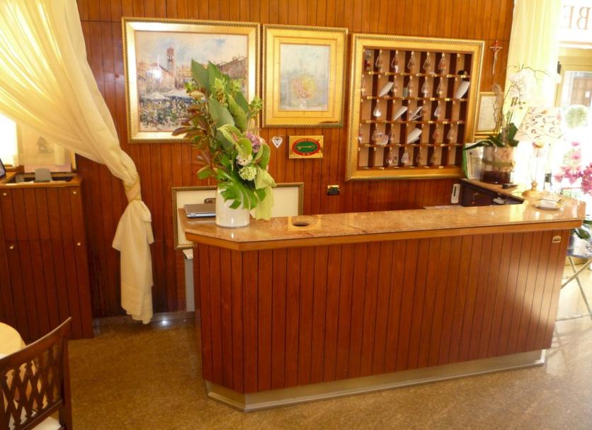 Receptionist Billede