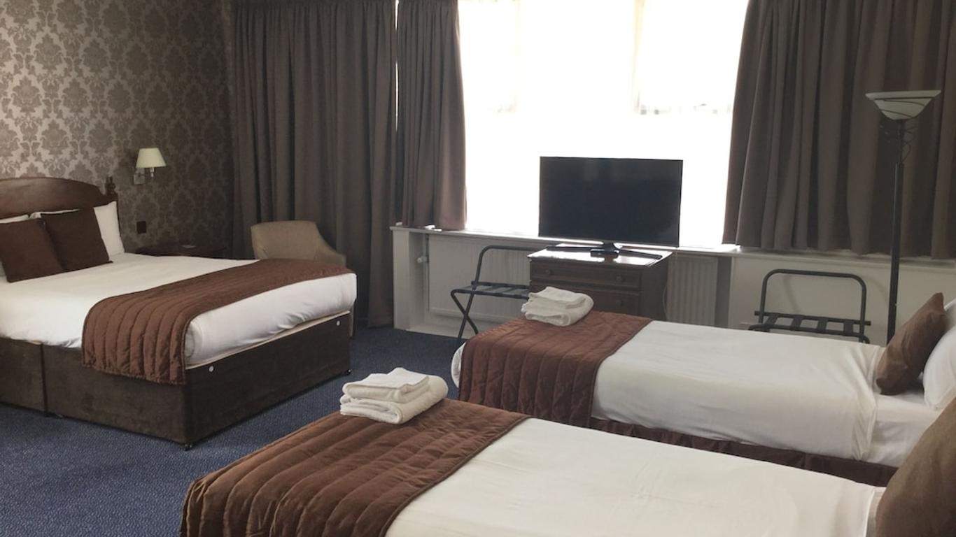 Ramada by Wyndham Crawley Gatwick