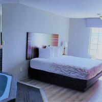 Rancho San Diego Inn & Suites