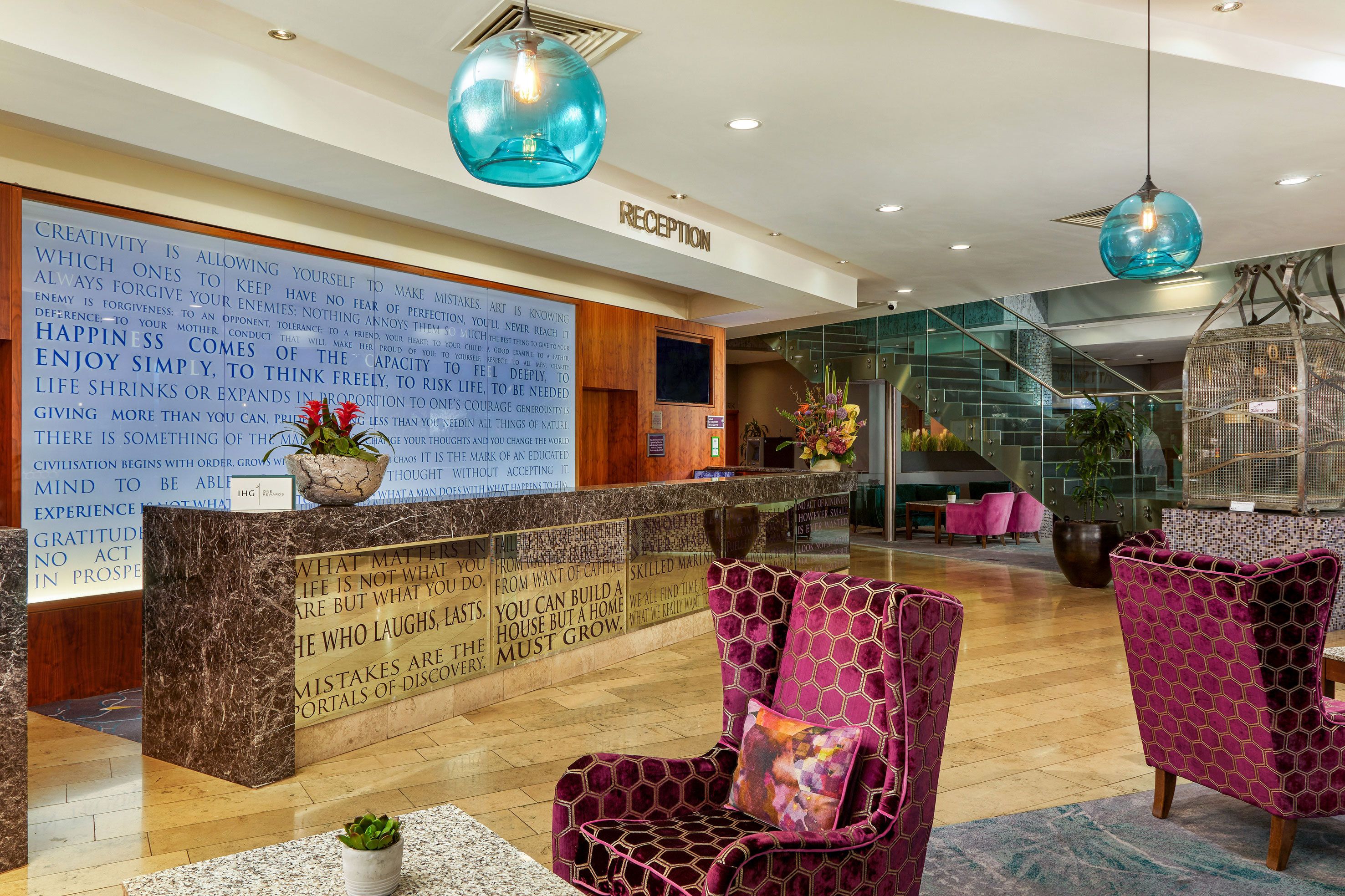 Receptionist