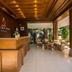 Receptionist
