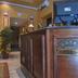 Receptionist