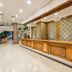 Receptionist