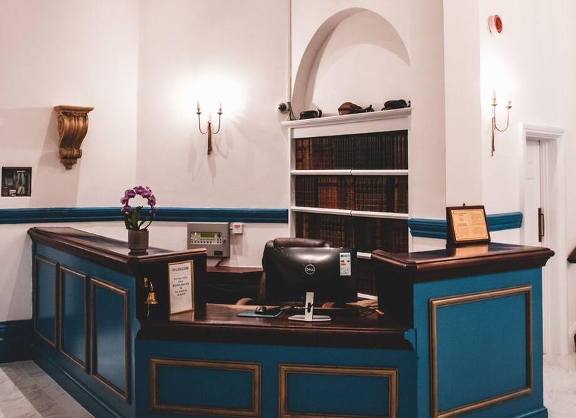 Receptionist Billede