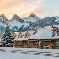 Canmore Inn & Suites