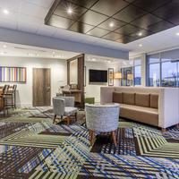 Holiday Inn Express & Suites Florence - Cincinnati Airport