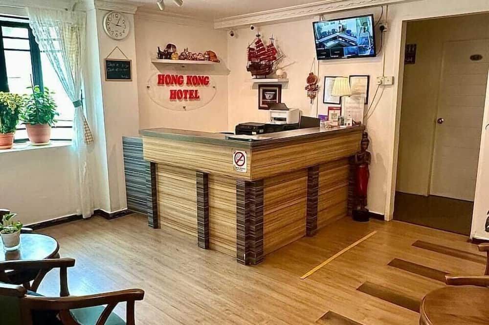 Receptionist