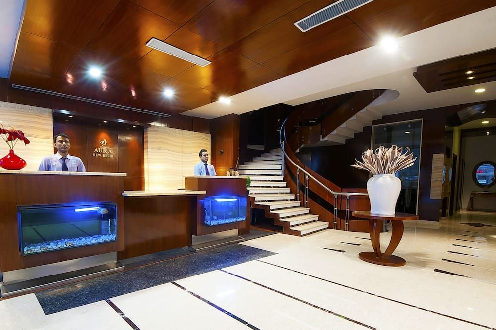 Receptionist