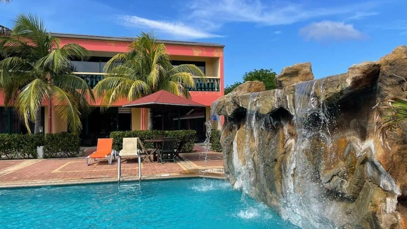 Del Rey Apartments