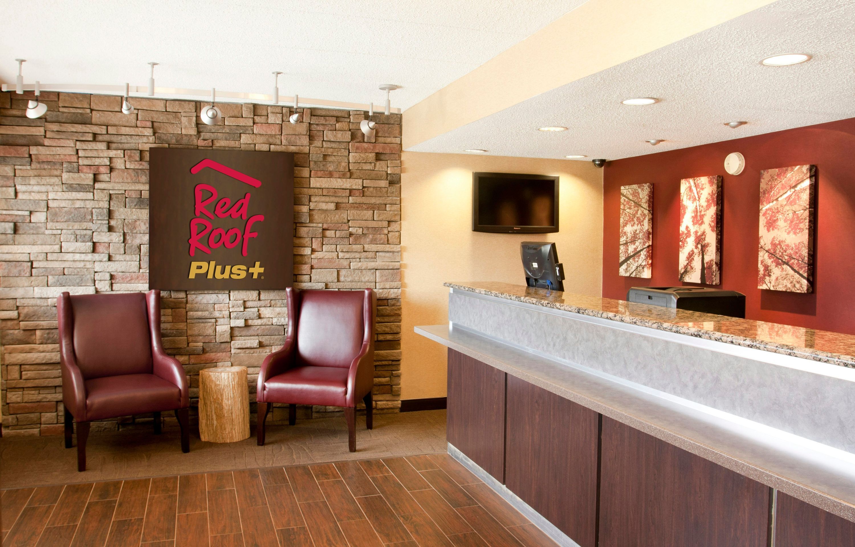 Receptionist