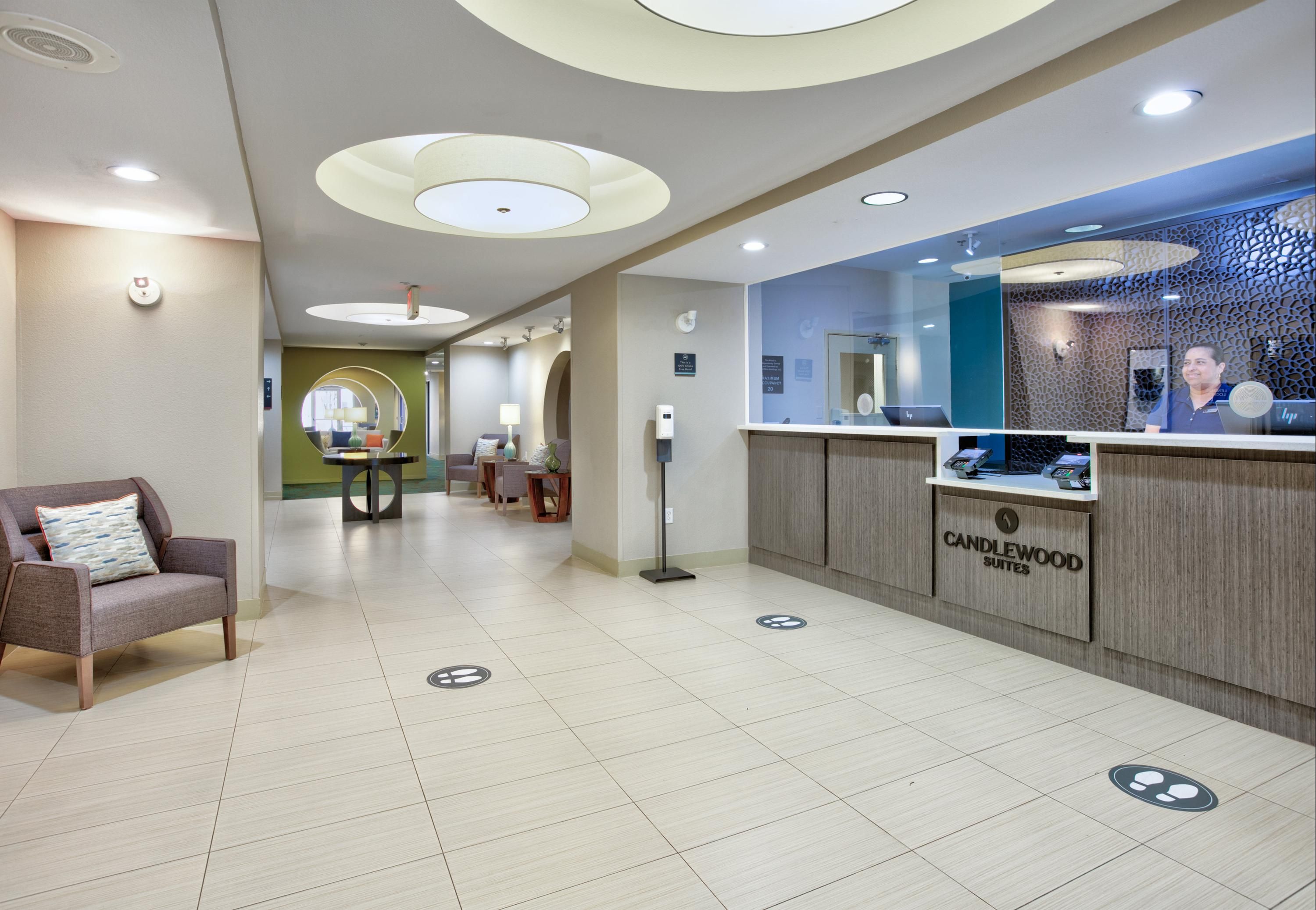Receptionist