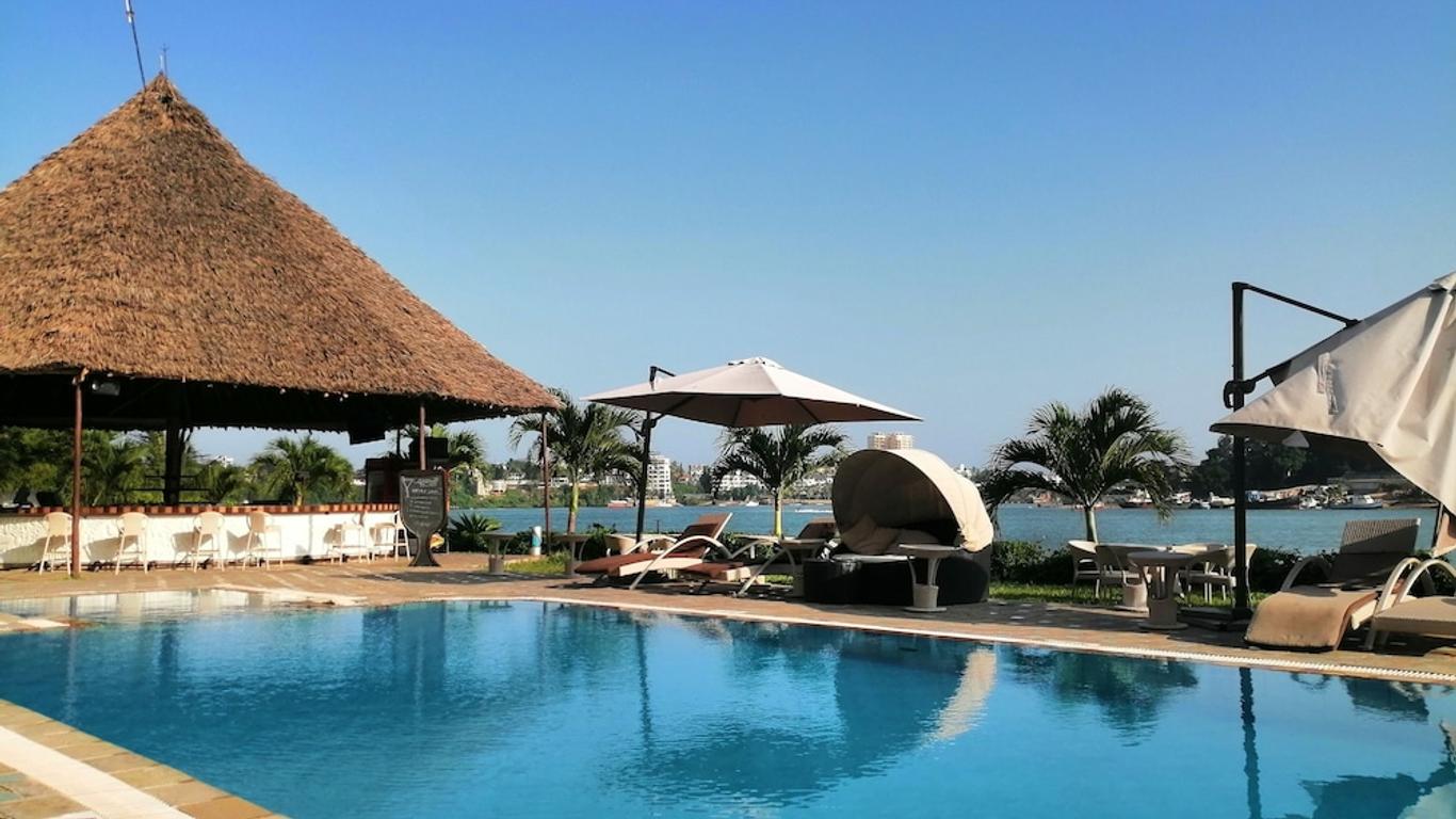 Cityblue Creekside Hotel & Suites