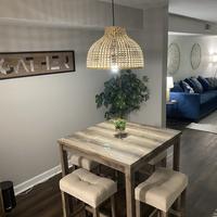 The Condo at Appleby1 mile to stadium & downtown