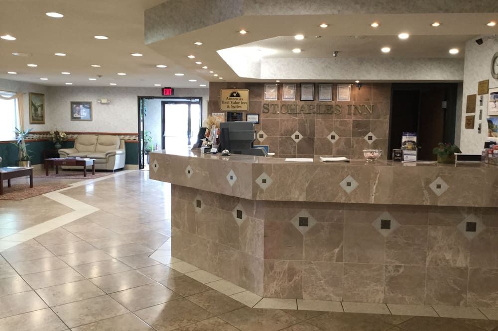 Receptionist