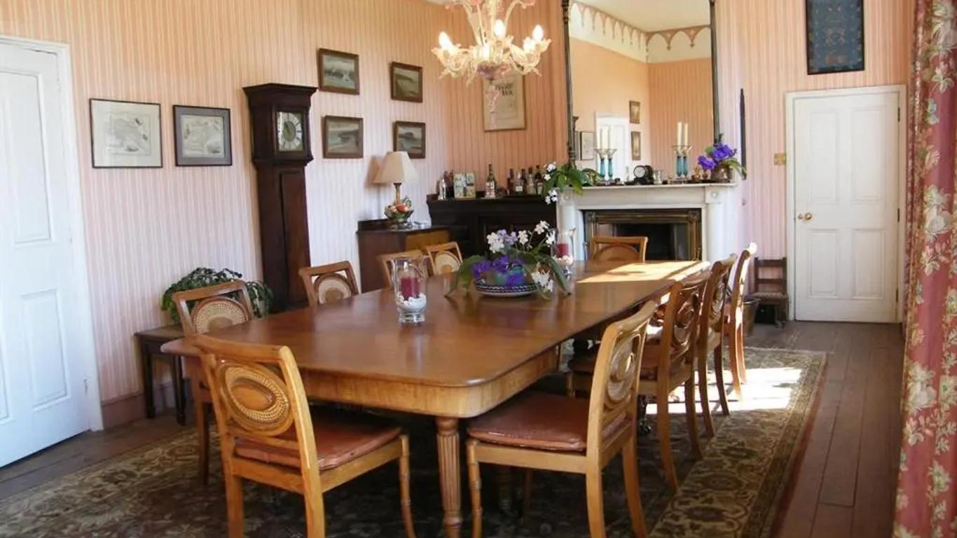 Glebe House Muston