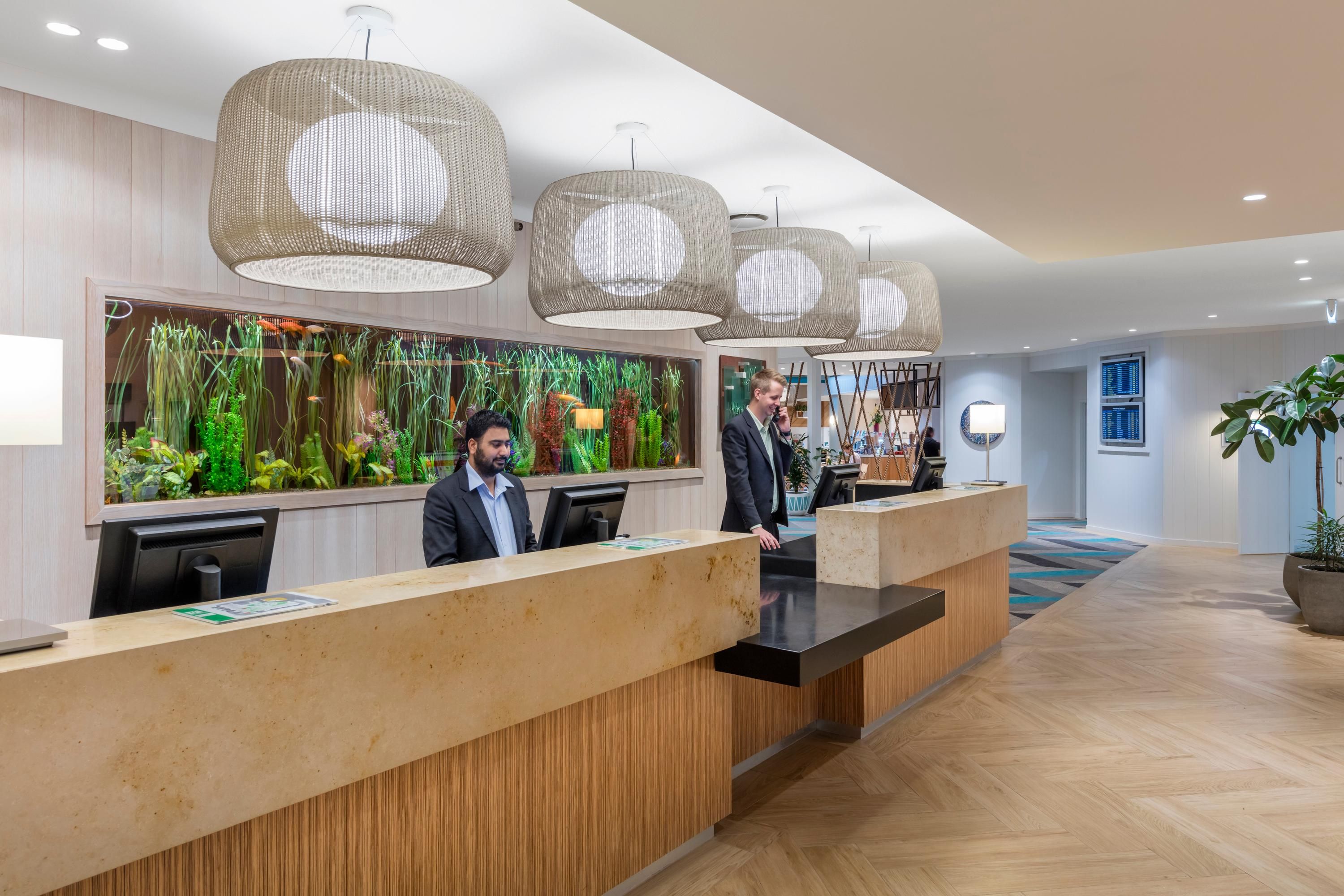 Receptionist