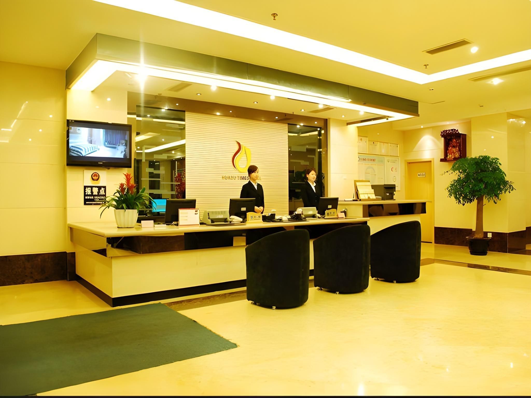 Receptionist