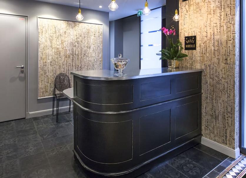 Receptionist Billede