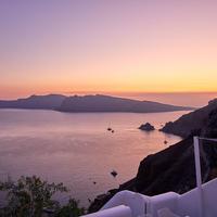La Perla Villas And Suites